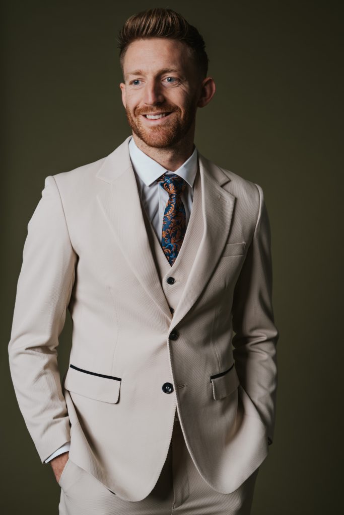 CHARLES GREY MENSWEAR SANDRO BEIGE BLAZER