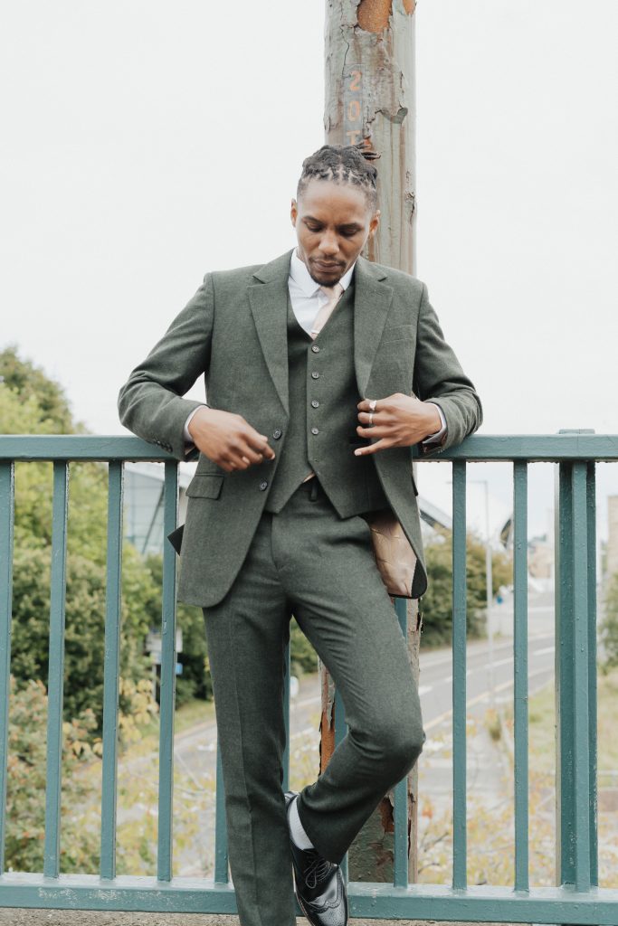 CHARLES GREY MENSWEAR ATTENBOROUGH