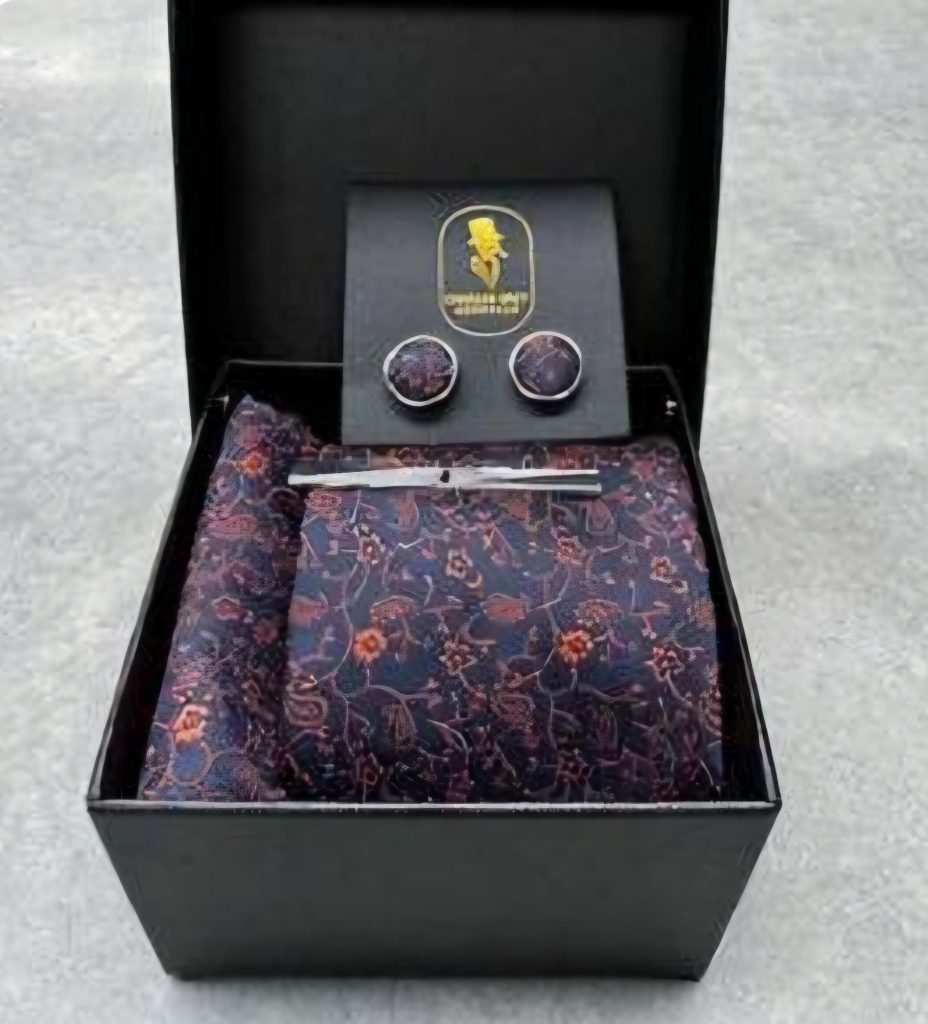 CHARLES GREY MENSWEAR NAVY FLORAL TIE SET